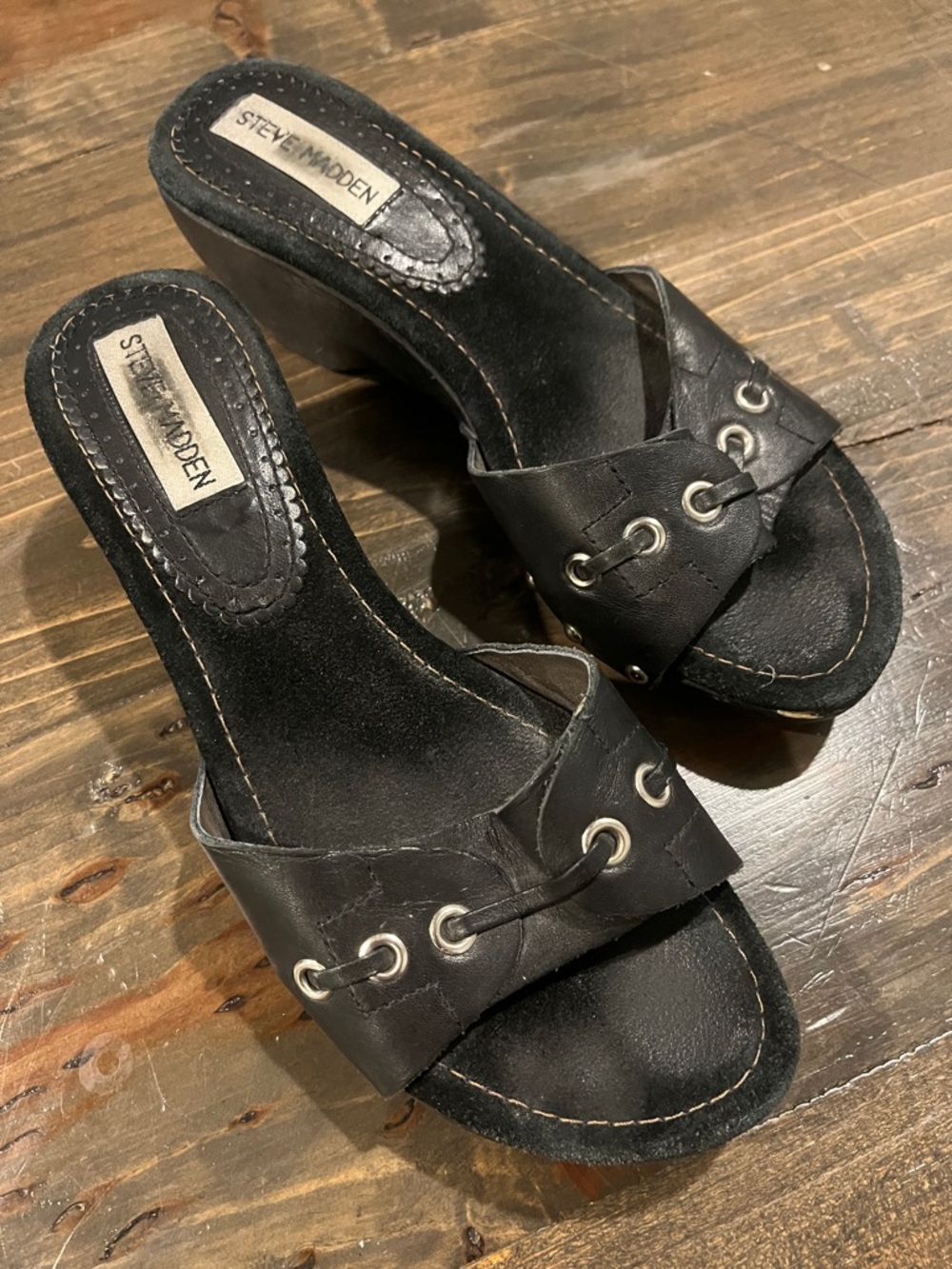 Y2K Steve Madden Black Leather Slip-On Wedge Mules